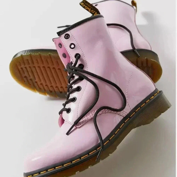 Dr. Martens Docs 1460 Combat Boots Patent Leather Pale Pink New Women's Size 6 - Picture 9 of 10